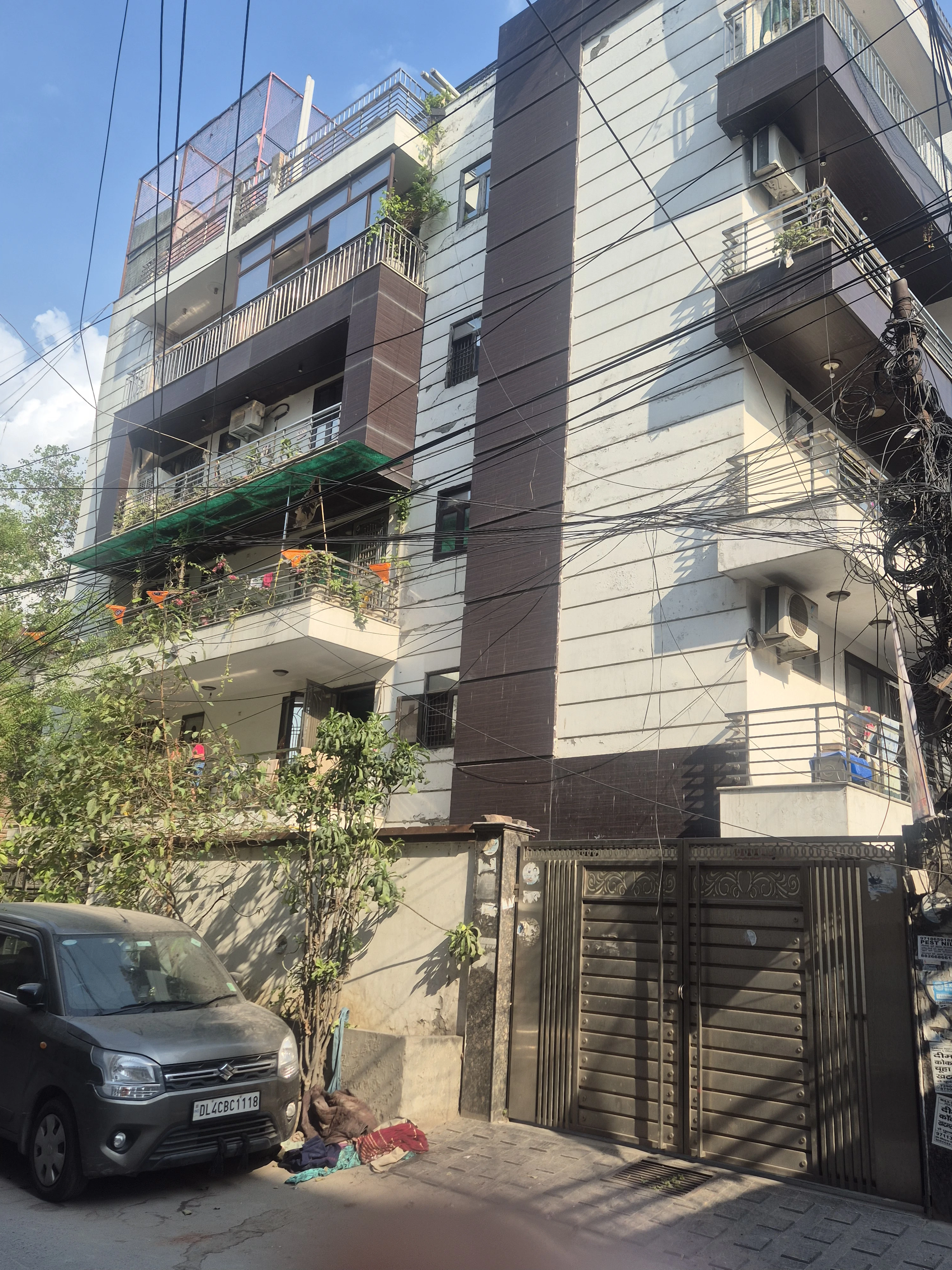 Property Image — Basement for Sale in Krishna Nagar, Delhi