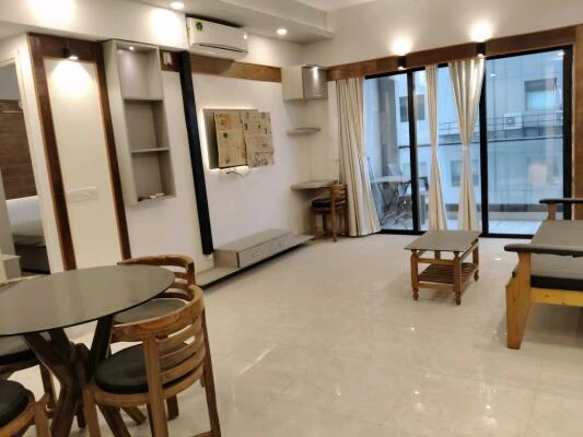 Flat / Apartment for Rent in Noida
