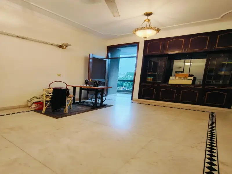 4 BHK Residential House for Sale in Central Delhi
