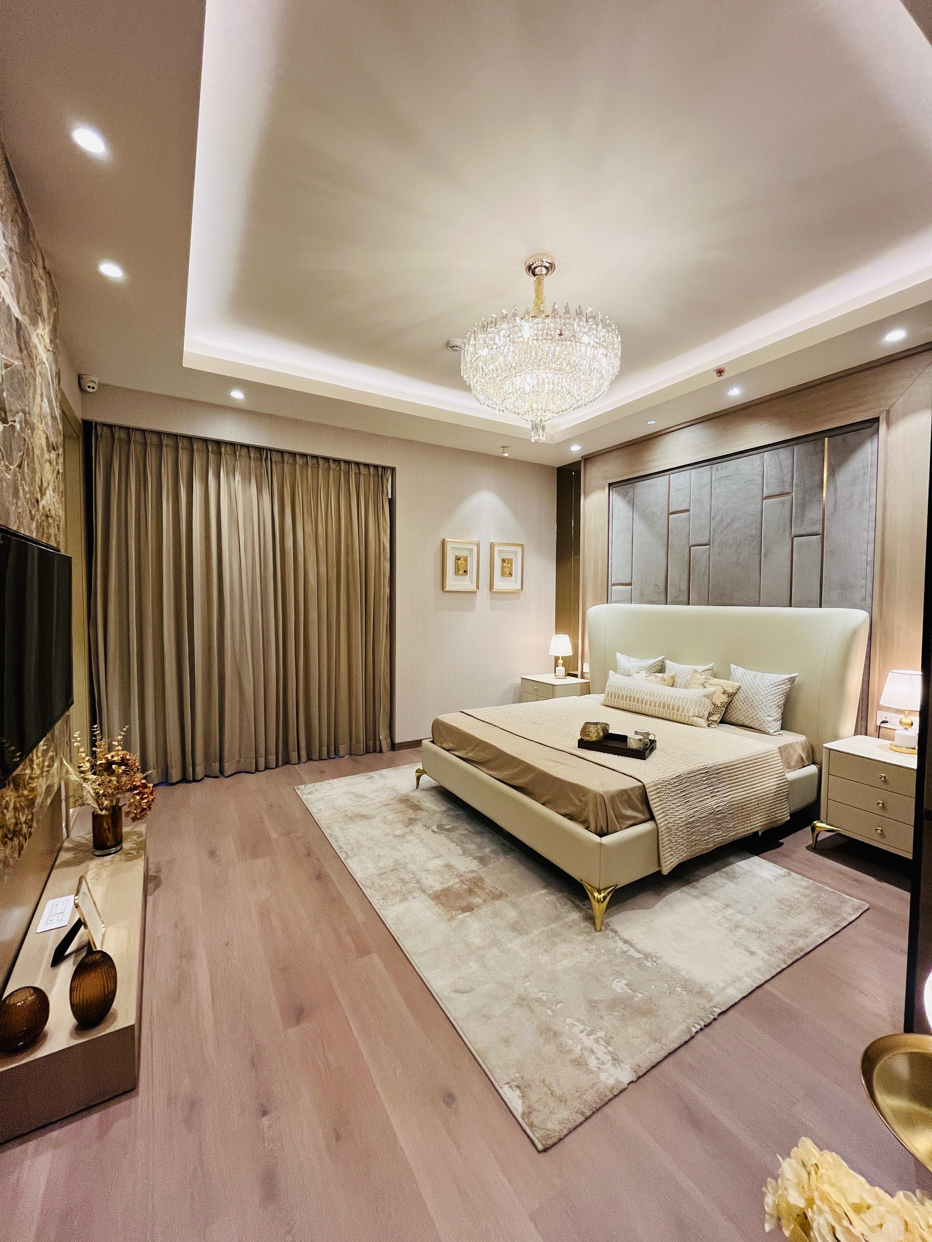 Property Image — 5 BHK Flat for Sale in Sector 53, Gurugram