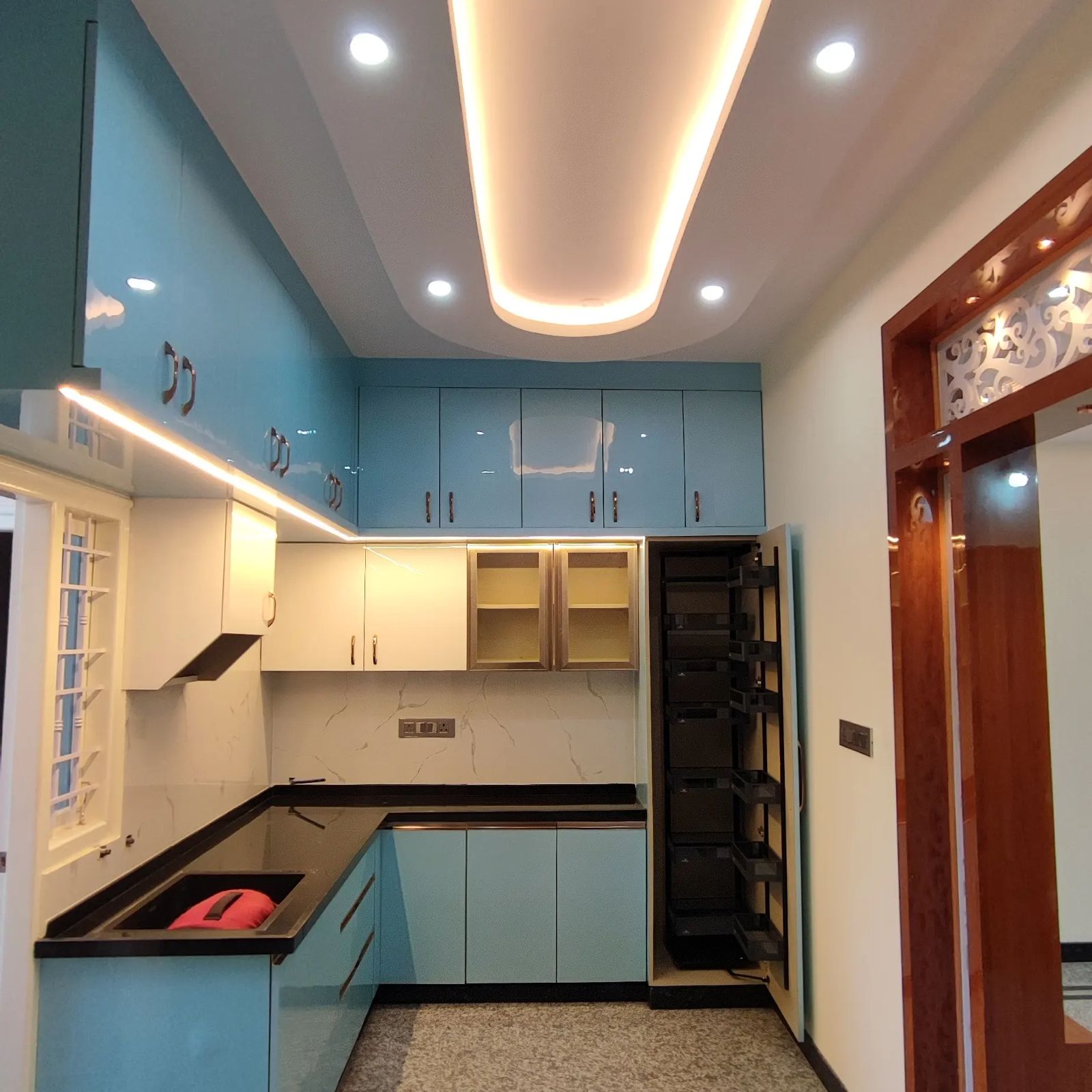 Kitchen — 4 Bedroom Residential House for Sale in Banashankari Stage 6, Thurahalli