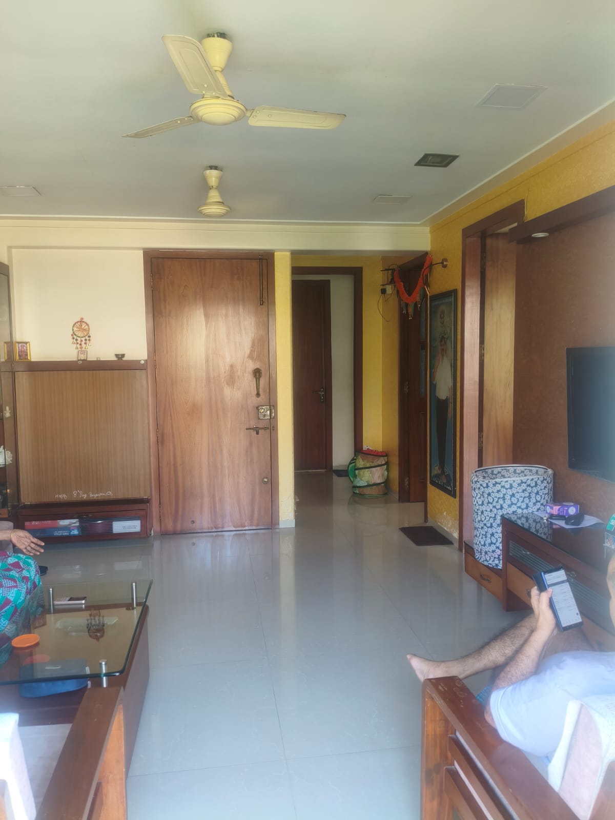 Property Image — 2 BHK Flat for Sale in Green Lane, Mumbai