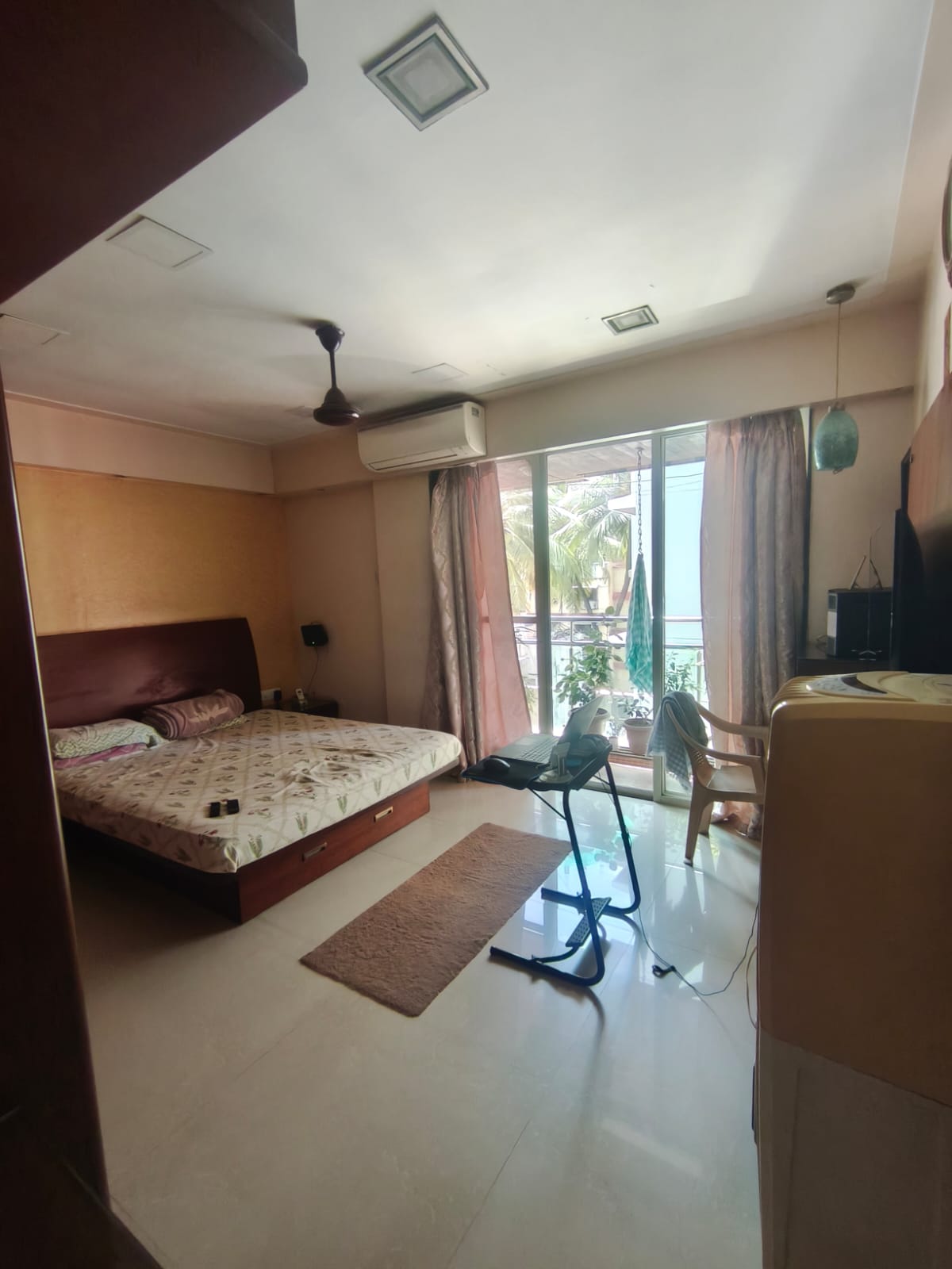 Property Image — 2 BHK Flat for Sale in Green Lane, Mumbai
