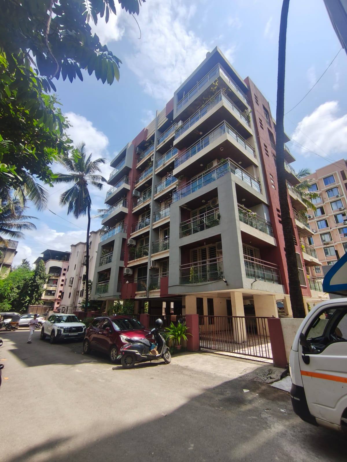 Property Image — 2 BHK Flat for Sale in Green Lane, Mumbai