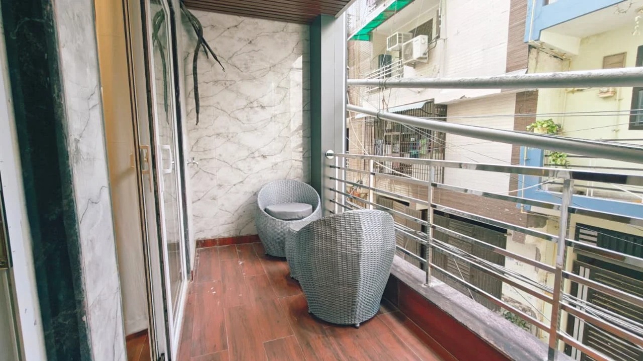Property Image — 4 BHK Flat for Sale in Raju Parak Extension, Delhi