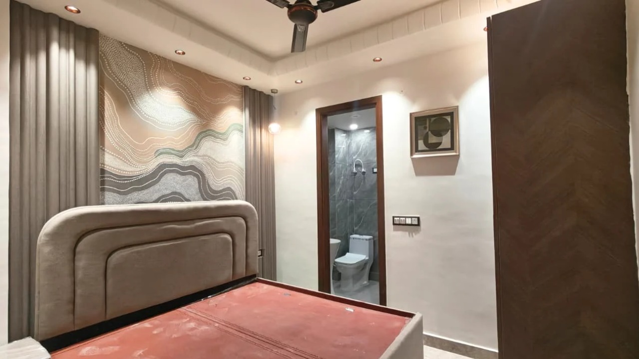 Property Image — 2 BHK Flat for Sale in Mohan Garden, Delhi
